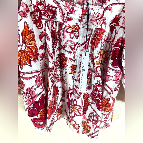 Nicole Miller New York Size Small,Cropped. NWT Button Up Top, Short Puff Sleeve. - Picture 4 of 6